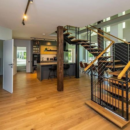 Modern Villa With Sauna & Hot Tub Hiiumaa Zewnętrze zdjęcie