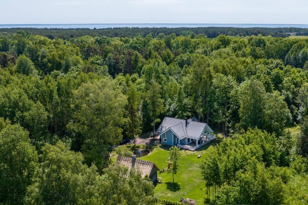 Modern Villa With Sauna & Hot Tub Hiiumaa Zewnętrze zdjęcie